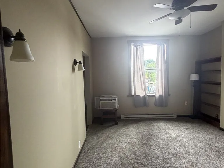 546 California Ave — Photo 8