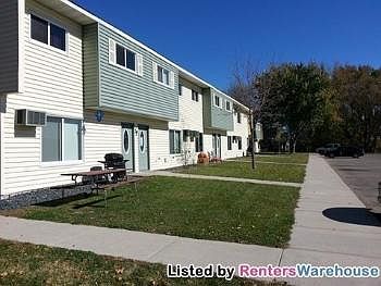 5th image of 4076 Tower St #105
