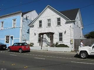 1st image of 108 S Franklin St