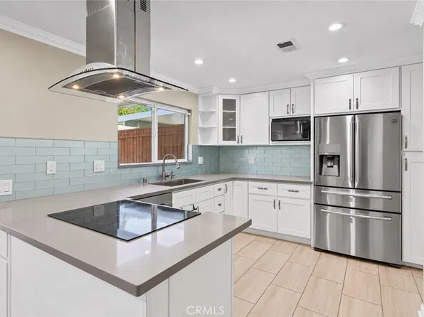 3165 College Ave, Costa Mesa, CA 92626