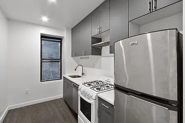 Rented by Platinum Properties