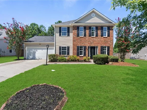 3913 Willow Fields Ct, Loganville, GA 30052