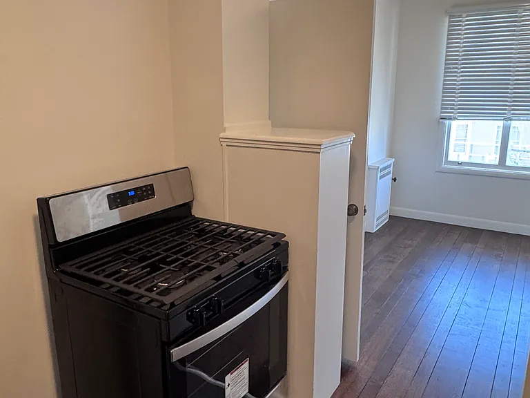 3055 Scott St #206 — Photo 17