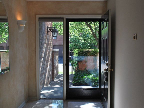 Private, Landscaped Entrance