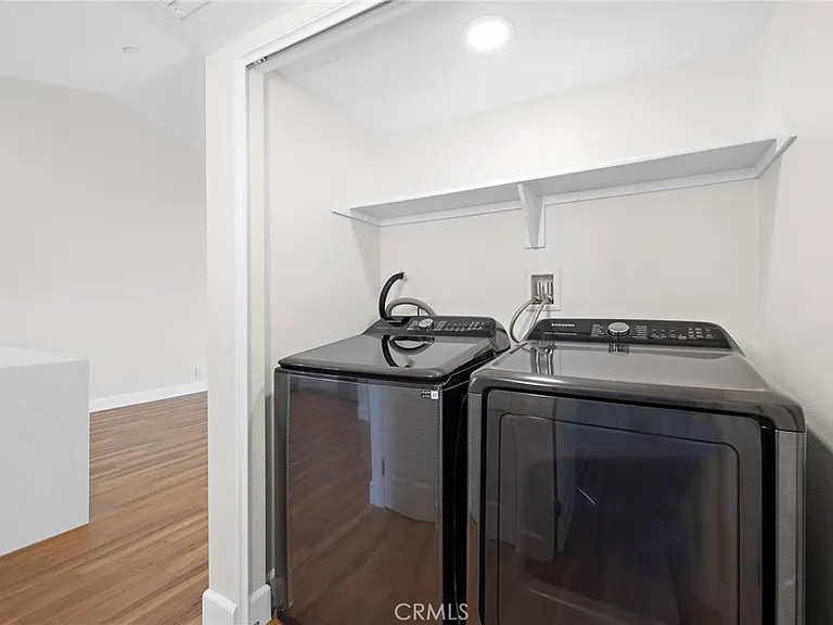 9 Dover Pl — Photo 17