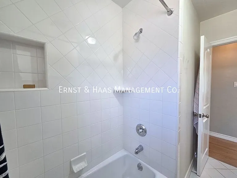 1926 Daisy Ave — Photo 18