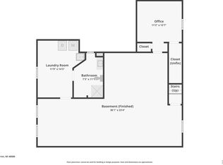 32557 Stricker Dr, Warren, MI 48088
