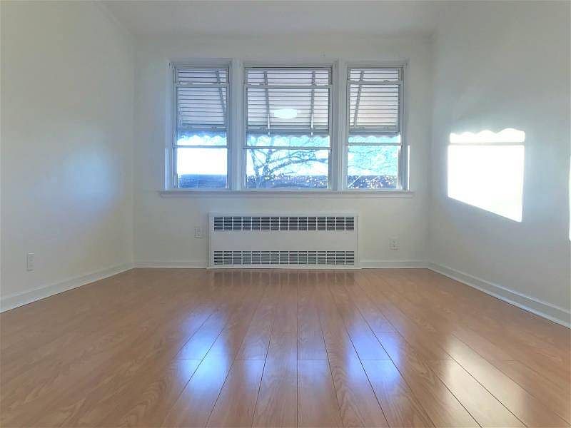 1st image of 2169 Ford St #2F