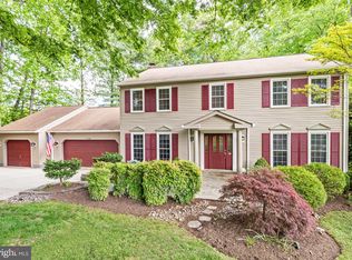 9136 Ermantrude Ct, Vienna, VA 22182