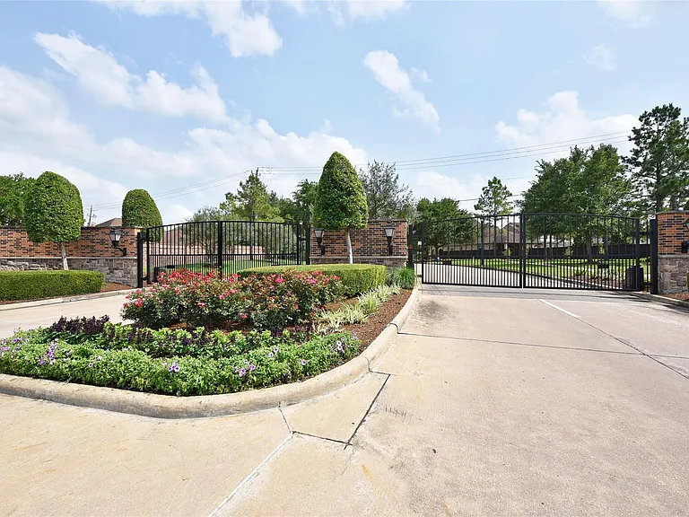 1226 Sopris Dr — Photo 36