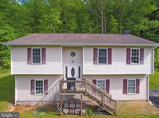 218 Walker Farm Dr, Front Royal, VA 22630
