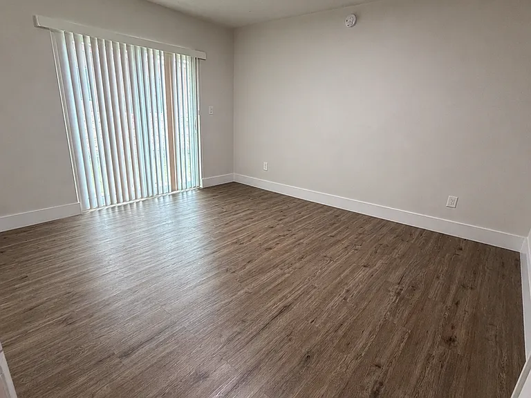 2999 W Flagler St — Photo 12