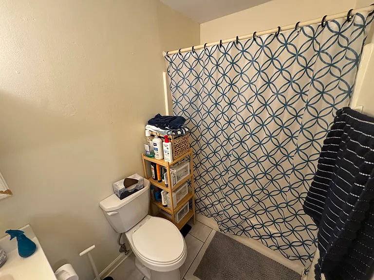 74 Lawrence St #C — Photo 4