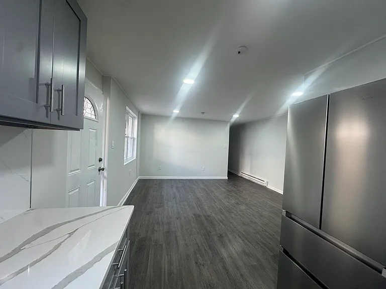 6706 Martins Mill Rd — Photo 3