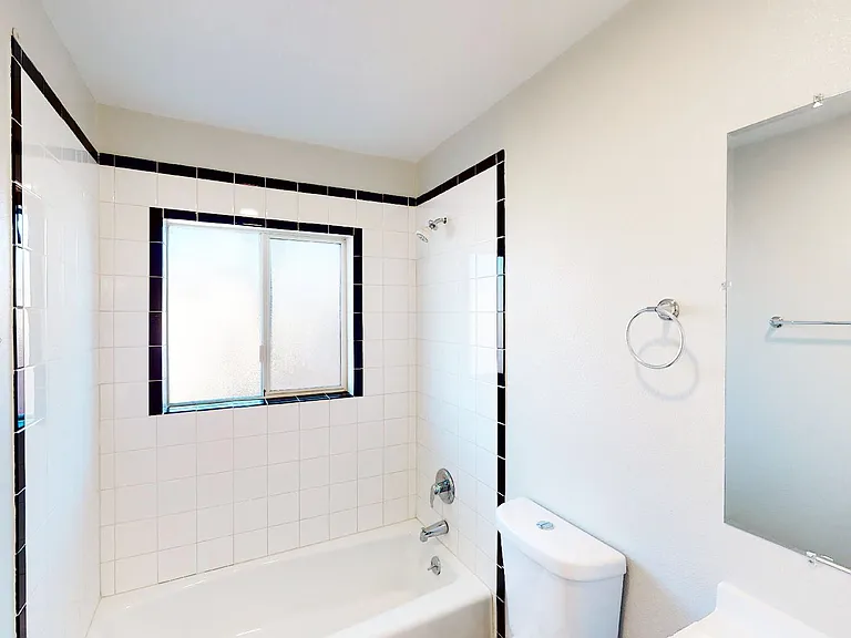 1714 E Ocotillo Rd — Photo 14