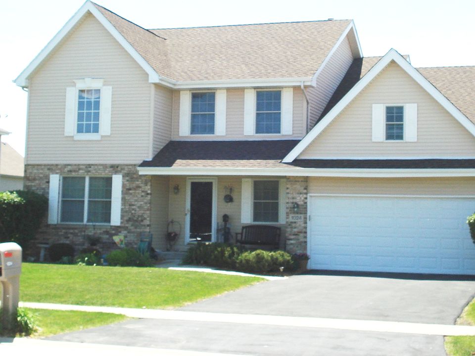 1st image of 1024 Heron Ave