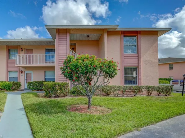 1330 Derbyshire Ct APT 104, Naples, FL 34116