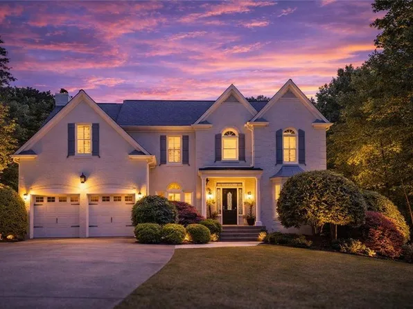 520 Hopewell Downs Dr, Milton, GA 30004