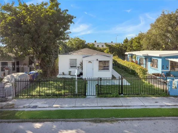 6940 NW 6th Ct #2, Miami, FL 33150