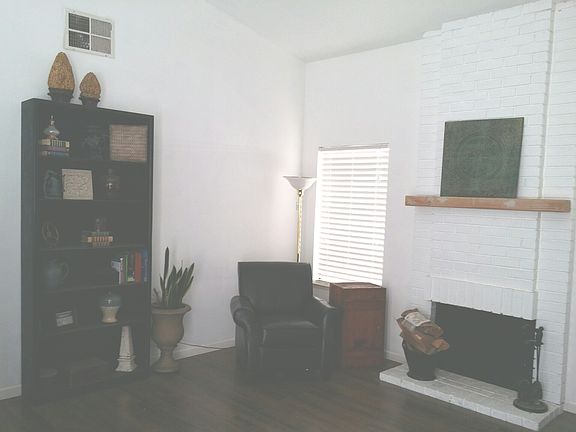 3rd image of 2200 Old Creek Cir