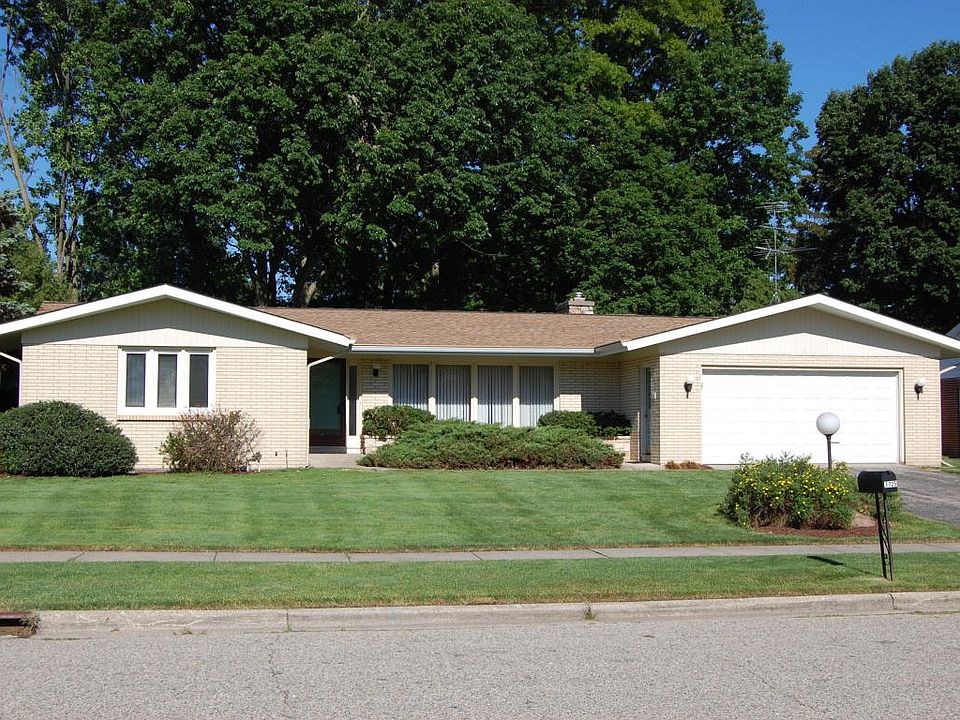 1st image of 3725 Algonac Dr SW