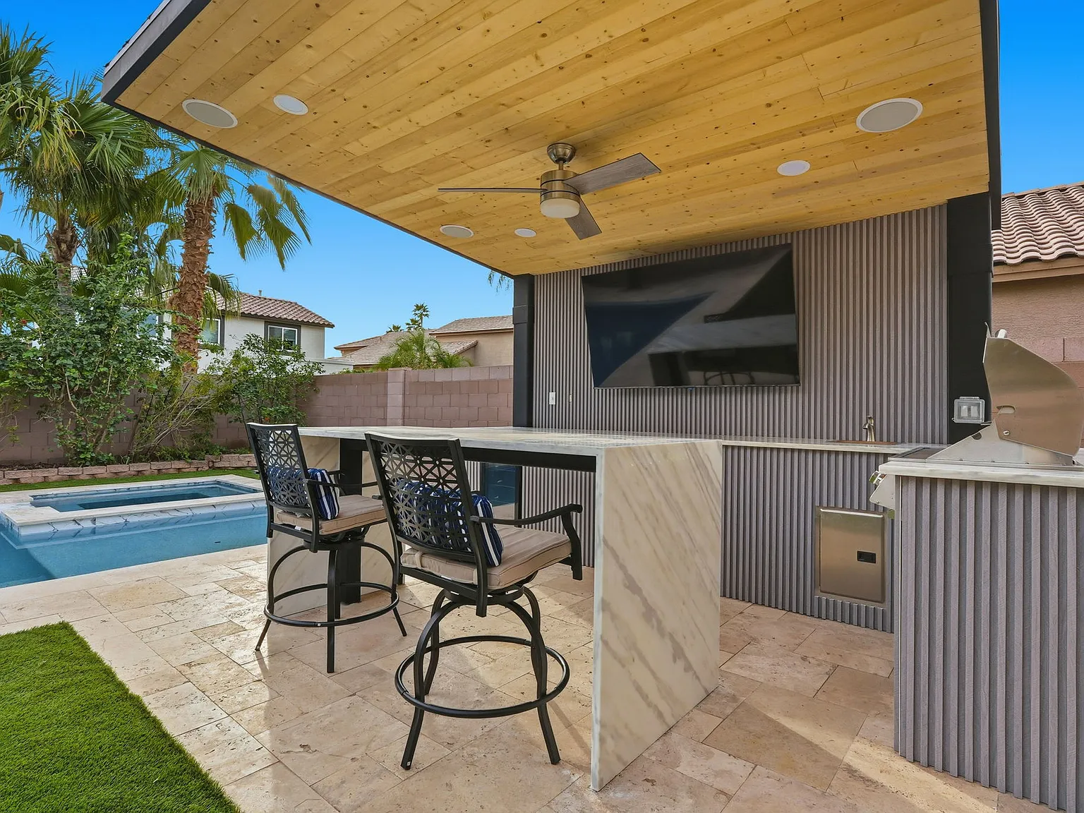 3 bed, 2050 sqft, $4,750 — Photo 2
