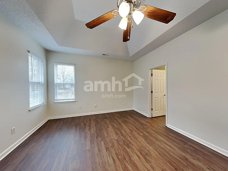 6604 Conifer Cir — Photo 9