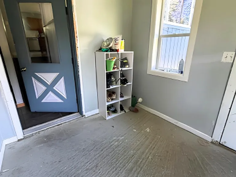 2585 Jason St — Photo 2