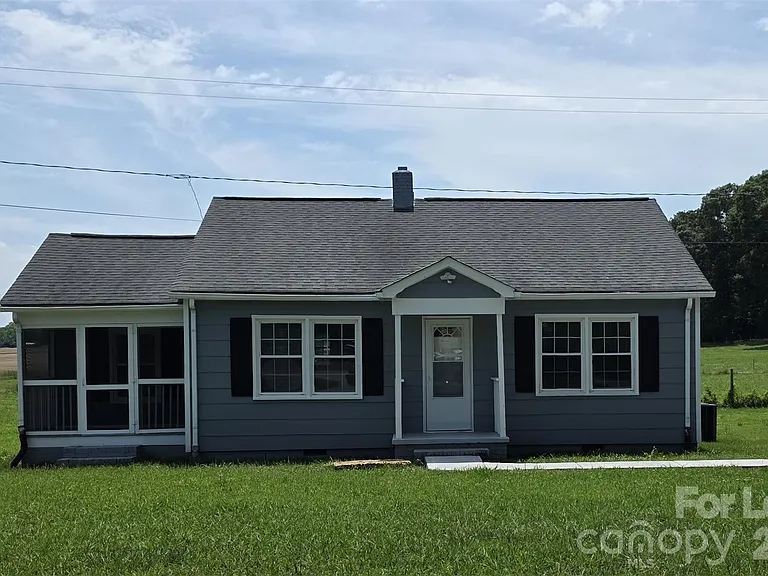 1318 Baucom Rd — Photo 1