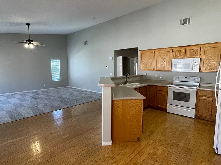 517 W Mesquite Blvd #524 — Photo 6