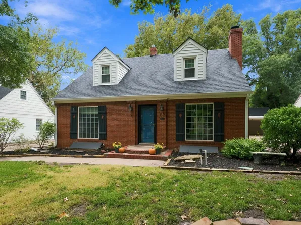 115 N Ridgewood Dr, Wichita, KS 67208