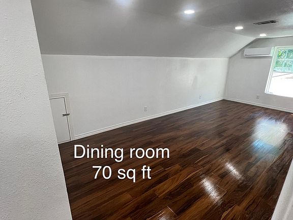 3rd image of 637 Cove Hollow Dr