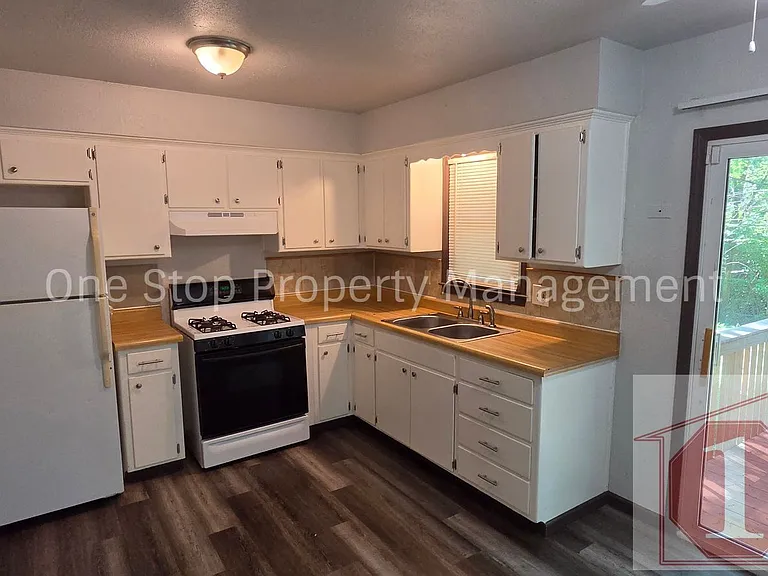 8713 E 111th St — Photo 7