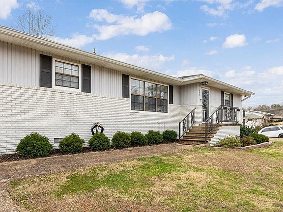 2nd image of 506 Manchester Dr