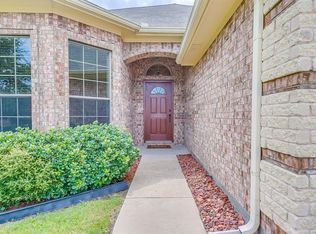 518 Zachary Dr, Weatherford, TX 76087