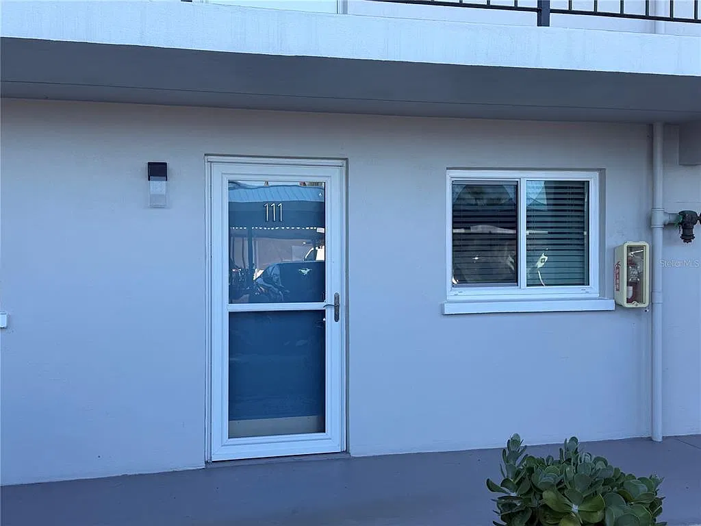 649 Tamiami Trl S — Photo 2