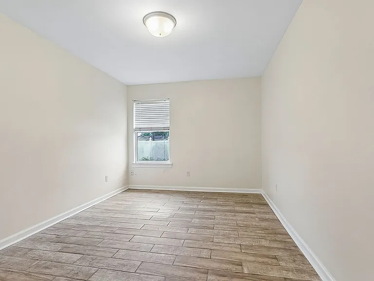 3531 Adrian St — Photo 8
