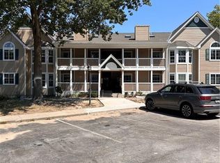 4323 S Megan Ct APT 4, Independence, MO 64055