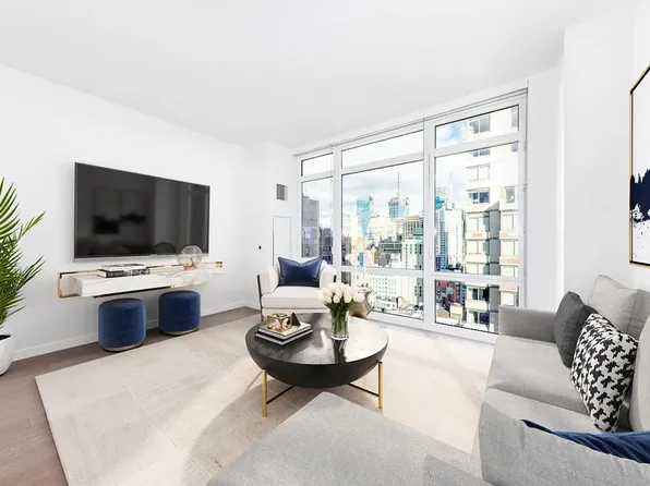 42 West 33rd Street image 1 of 16