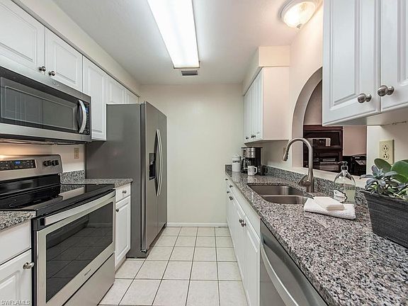 5th image of 6850 Hendry Creek Dr