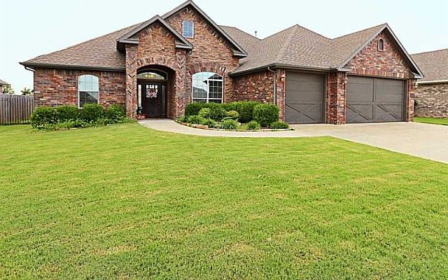 1st image of 1006 Tarah Knolls Cir