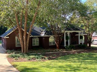 1746 Lee Road 248, Smiths Station, AL 36877