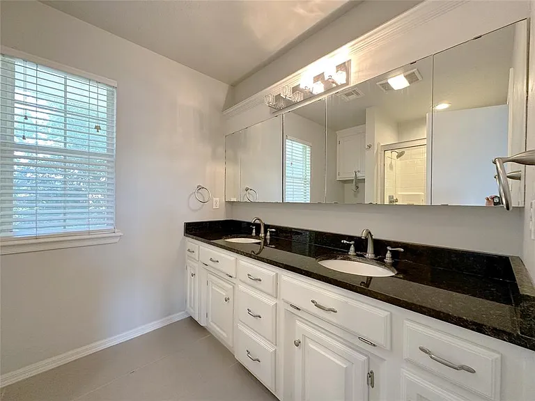 2812 Eaton Dr — Photo 11