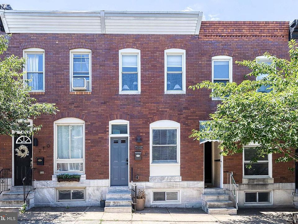 1st image of 208 S Robinson St