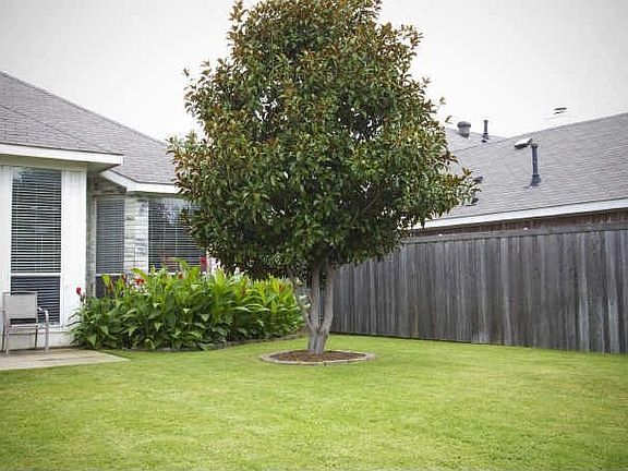 4th image of 8200 Durham Dr