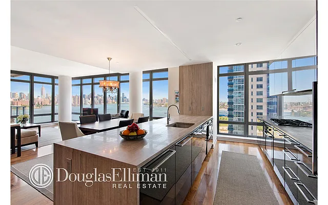 Rented by Douglas Elliman | media 17