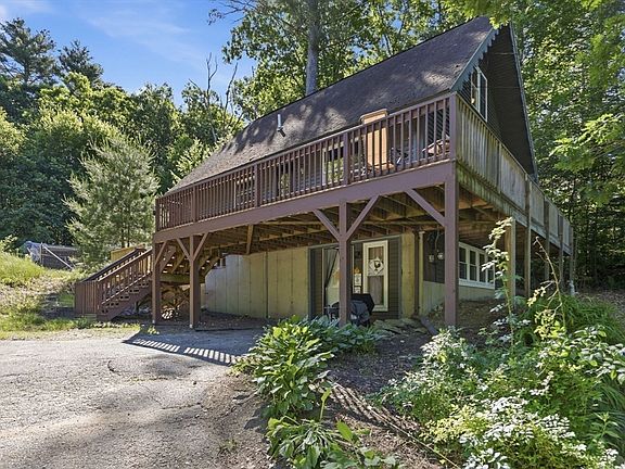 2nd image of 93 Beaver Lake Rd