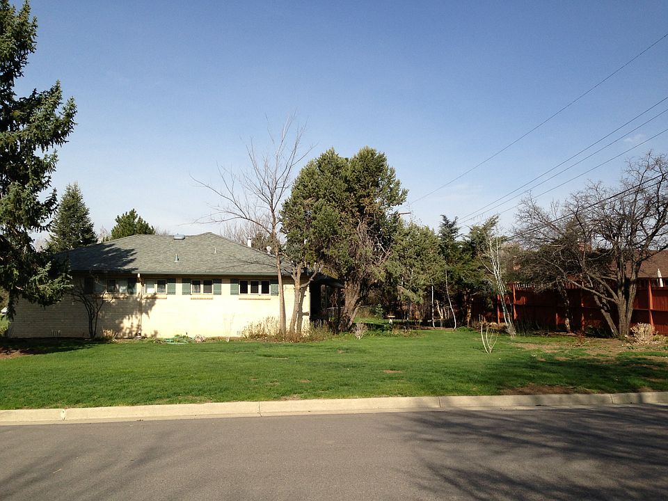 2nd image of 2999 E Floyd Dr