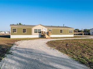 164 Darwin Rd, Whitewright, TX 75491