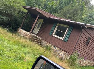 45 Cedar Dr, Prestonsburg, KY 41653